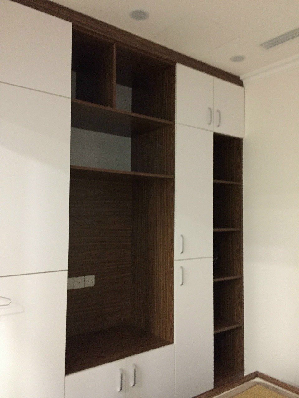 2-bedroom apartment for rent in R3 Sunshine Riverside, fully furnished 2