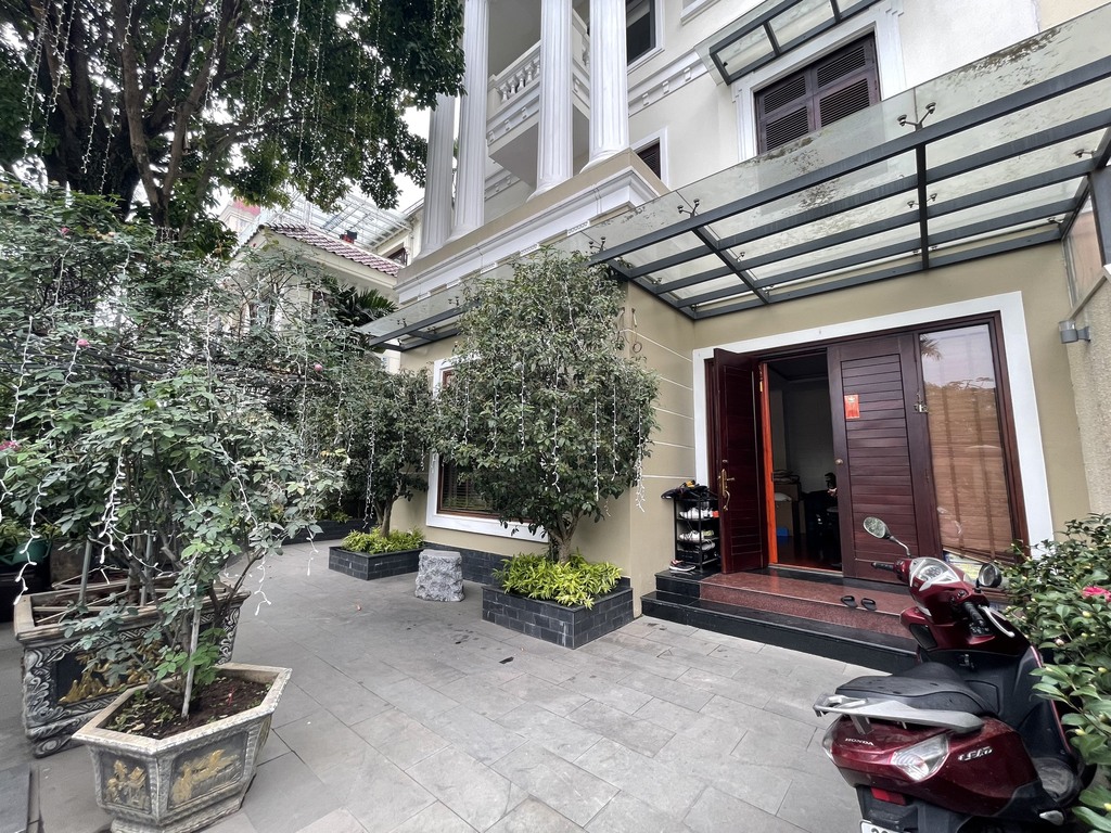Awesome duplex house for rent in D2 block, Ciputra Hanoi 2