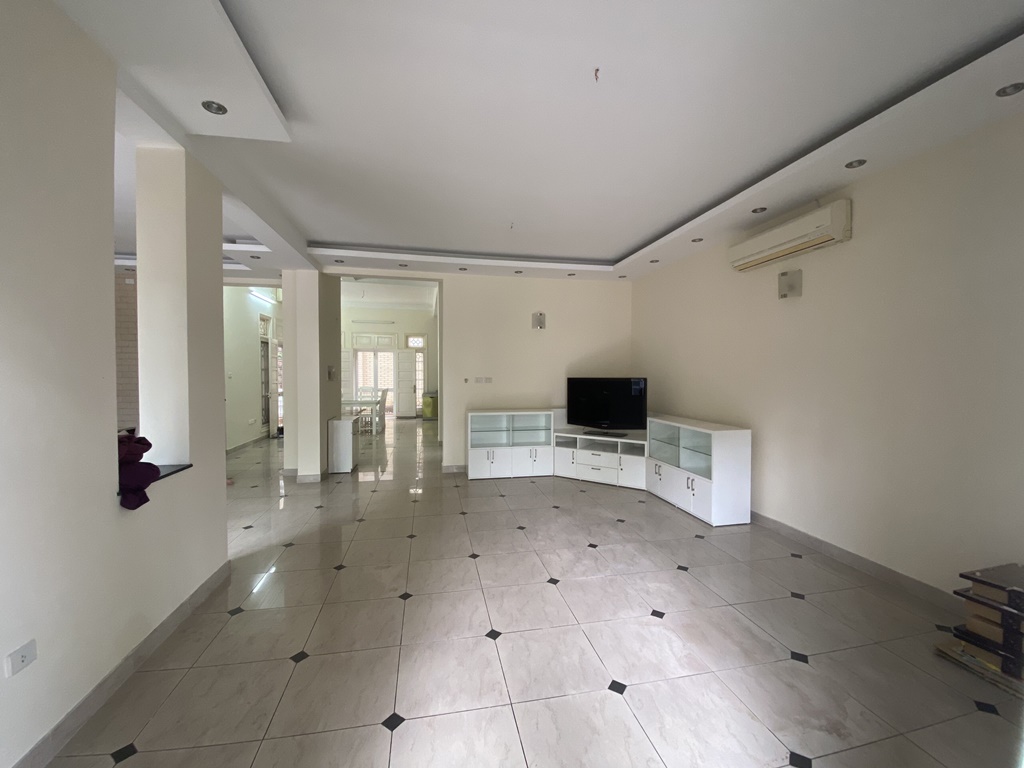 Ciputra villa rental in D block, close to UNIS, SIS & Hanoi Academy 4