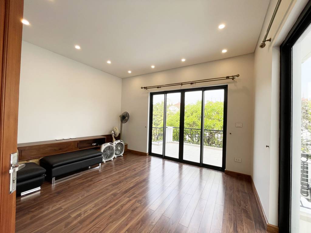 Excellent house for rent in Ciputra Hanoi 33