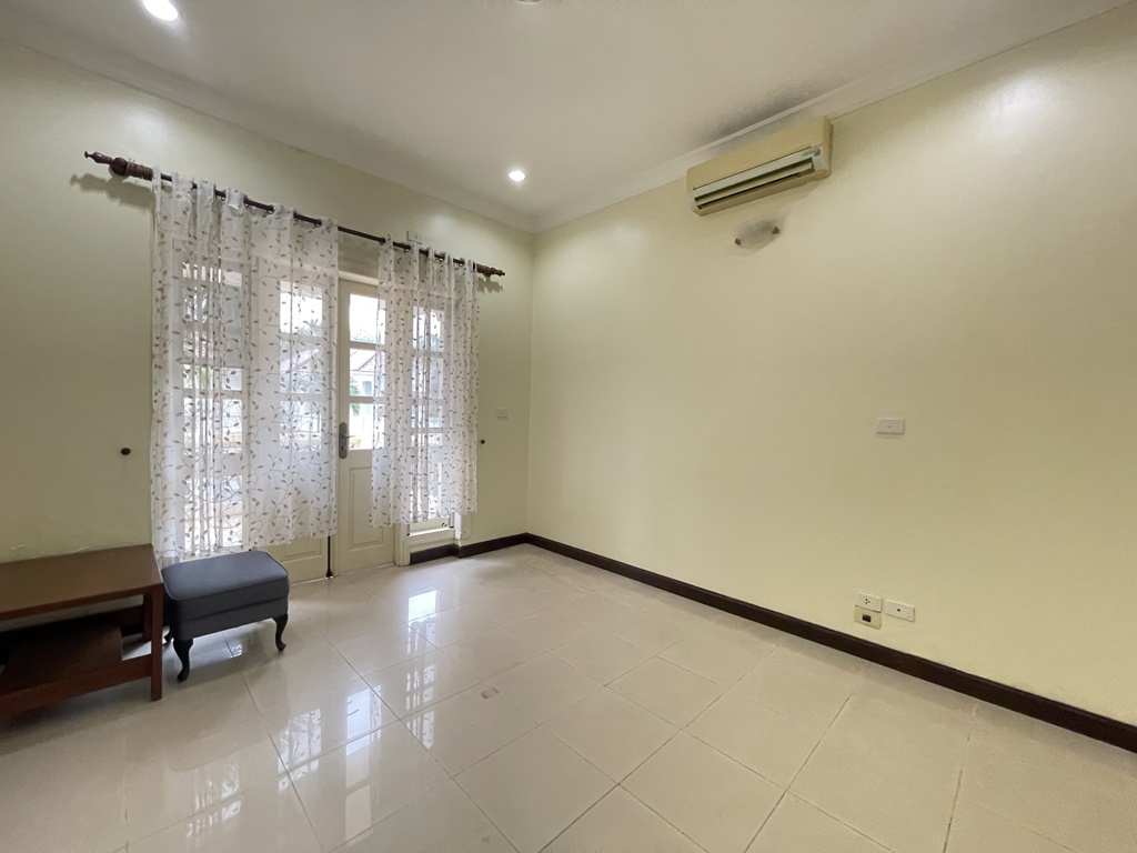 Fully furnished villa in C block, Ciputra for rent at only 1300 USD per month 32