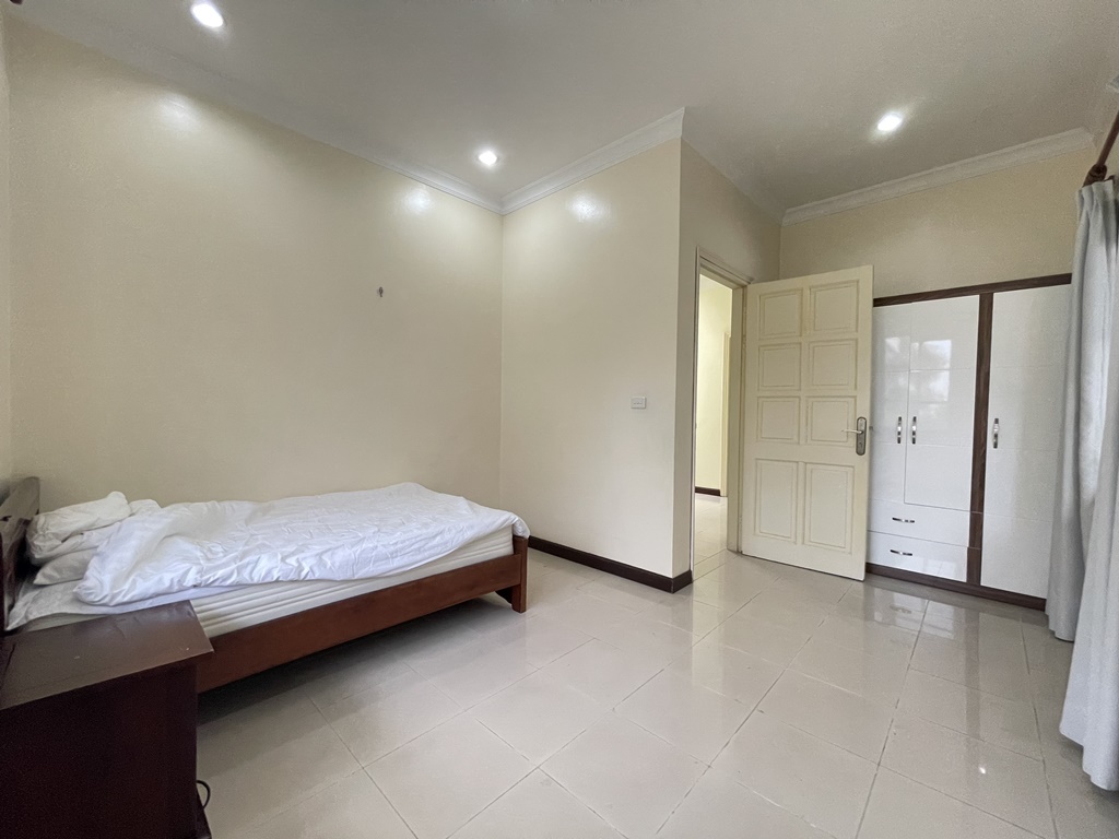 Fully furnished villa in C block, Ciputra for rent at only 1300 USD per month 40