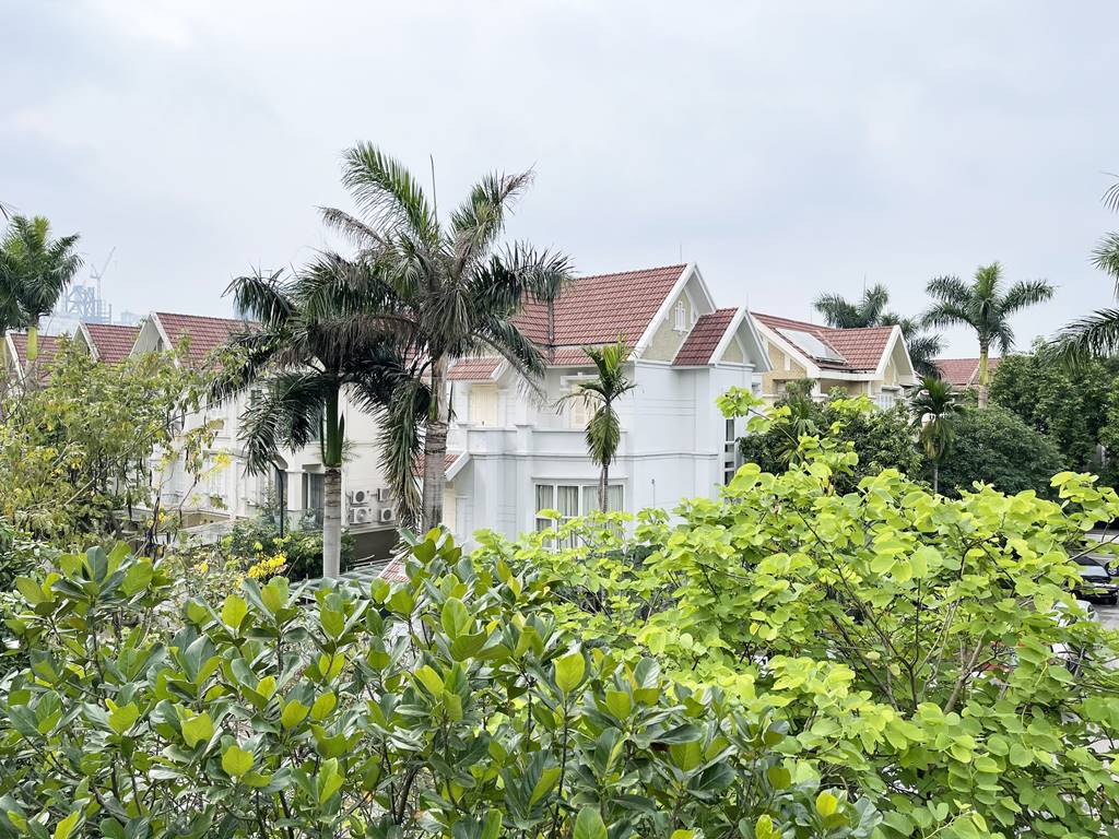 Garden house in T Ciputra for rent - Green view - Close to playground 9