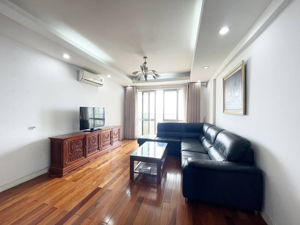 Gorgeous 4 - bedroom apartment for rent in P2 Ciputra 3