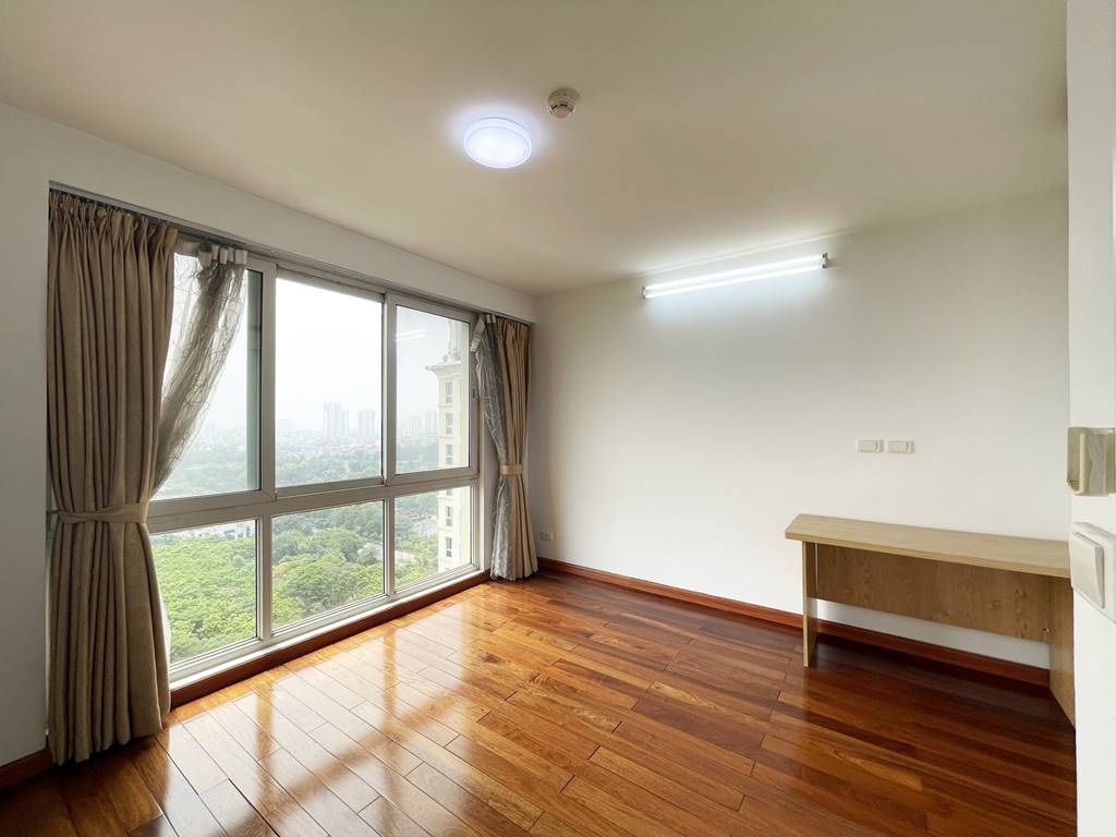 Gorgeous 4 - bedroom apartment for rent in P2 Ciputra 20