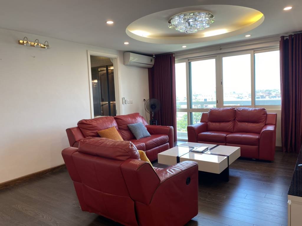 Luxurious apartment with 3 rooms for rent in Ciputra 6