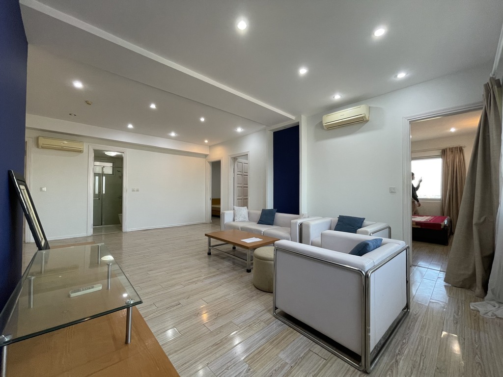 Nice 4-bedroom apartment for rent in E4 Ciputra Tay Ho 5