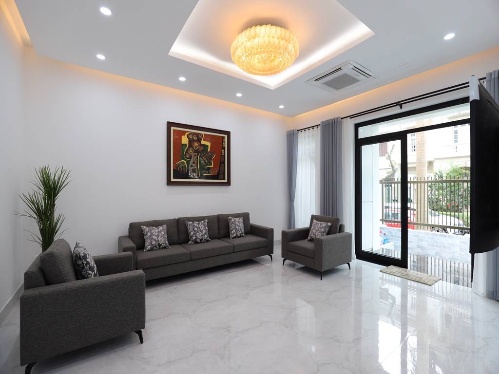 Good villa for rent in C4 Ciputra, close to SIS Hanoi