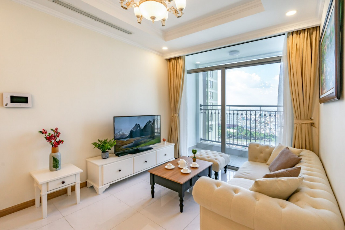 Stunning 2-bedroom apartment for rent in Sunshine Riverside R1 building - 87sqm - west-facing view from balcony
