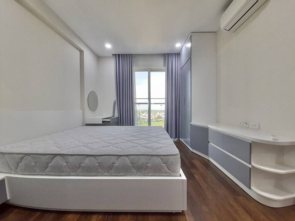 Rent out this apartment in L5 Ciputra for fully furnished 10