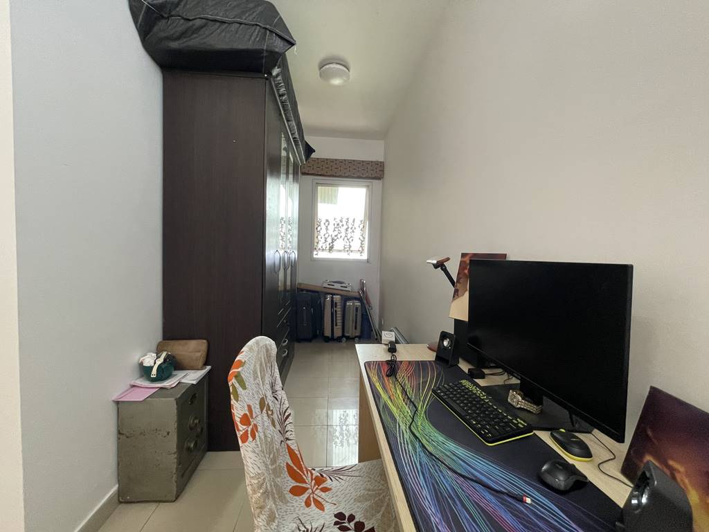 So cheap apartment for rent in E1 Tower, Ciputra Hanoi 10