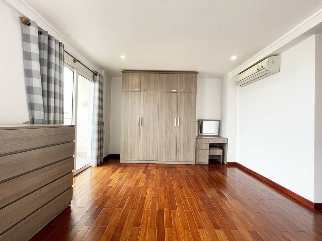 Spacious 3 - bedroom apartment to rent in L2 Ciputra 25