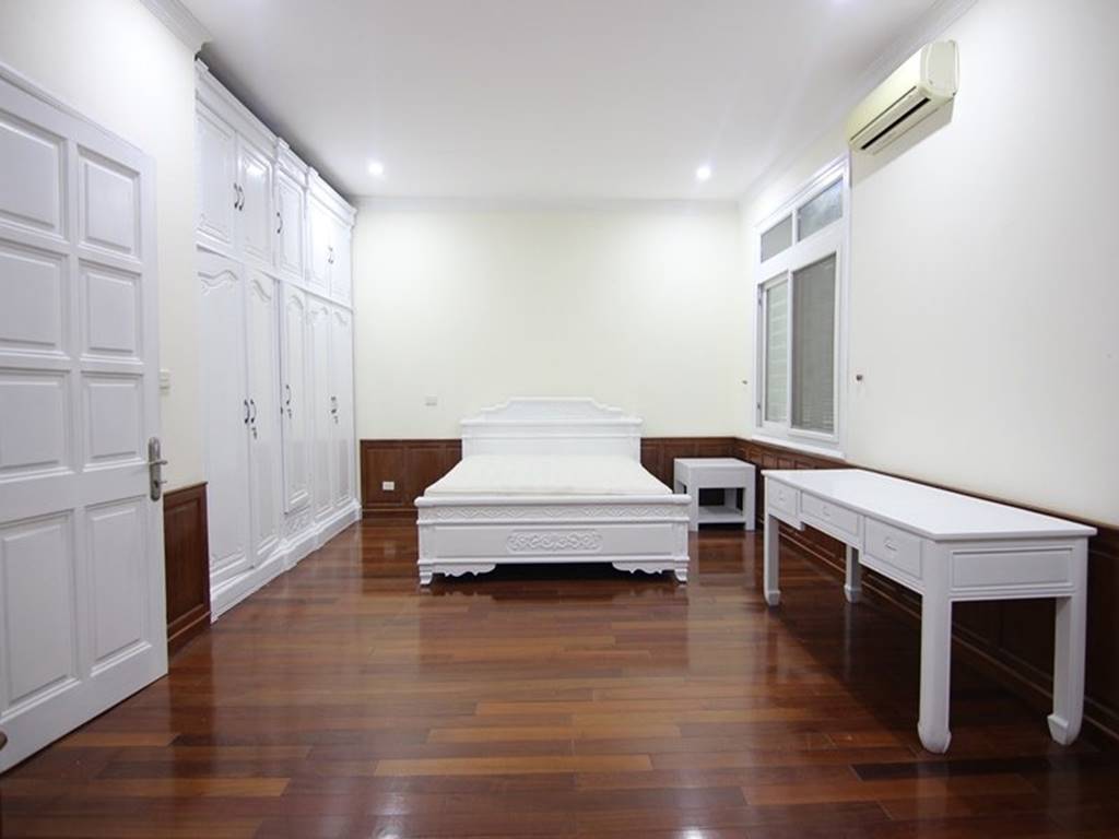 Cheap 230SQM villa in Ciputra Hanoi for rent at only 1800USD 5