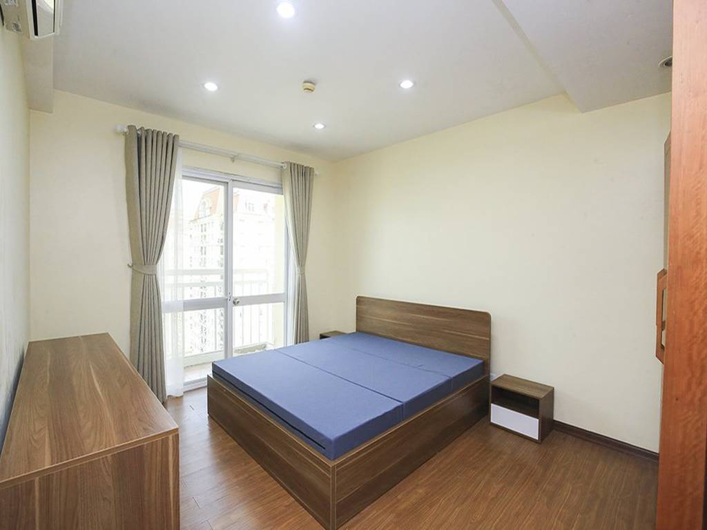 Cheap 3BDs apartment for rent at G2 Ciputra, Westlake, Hanoi 11
