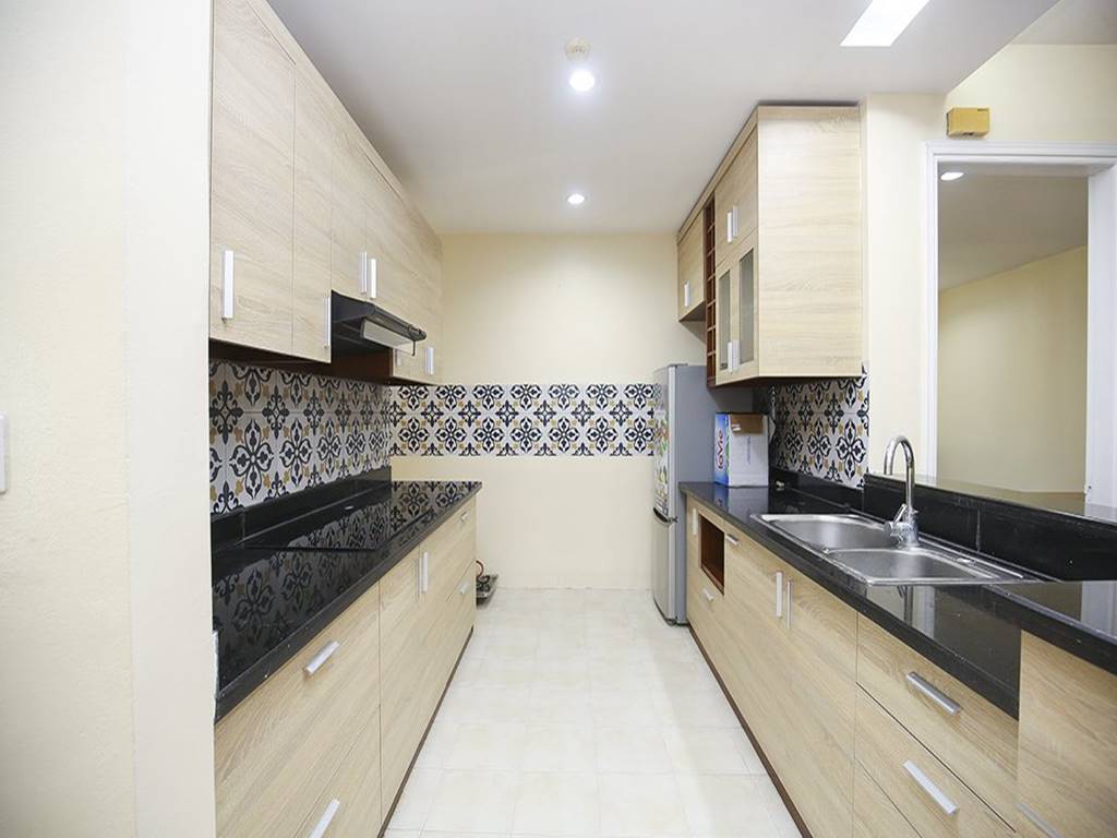 Cheap 3BDs apartment for rent at G2 Ciputra, Westlake, Hanoi 7