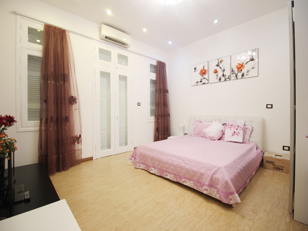 Elegant house for rent in Ciputra with modern furniture, near SIS & Hanoi Academy 11