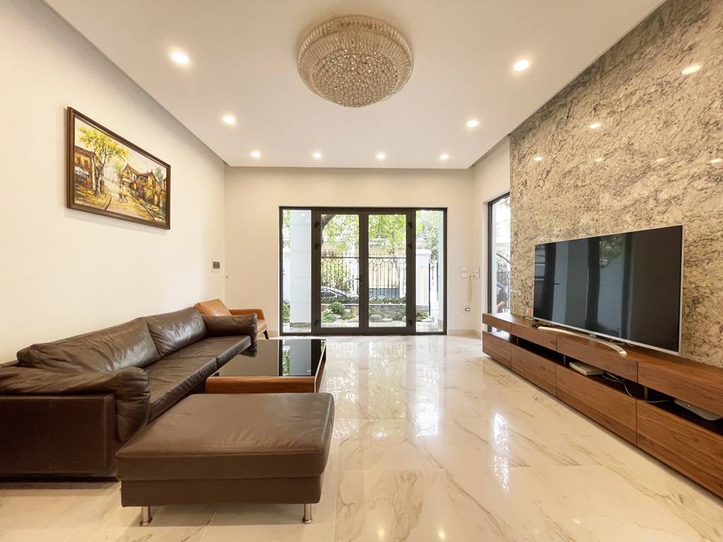 Excellent house for rent in Ciputra Hanoi 10