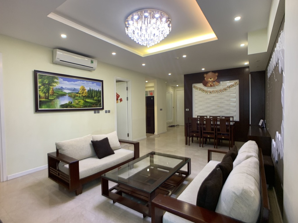 Fully furnished 3 bedrooms for rent in L1 Ciputra 2