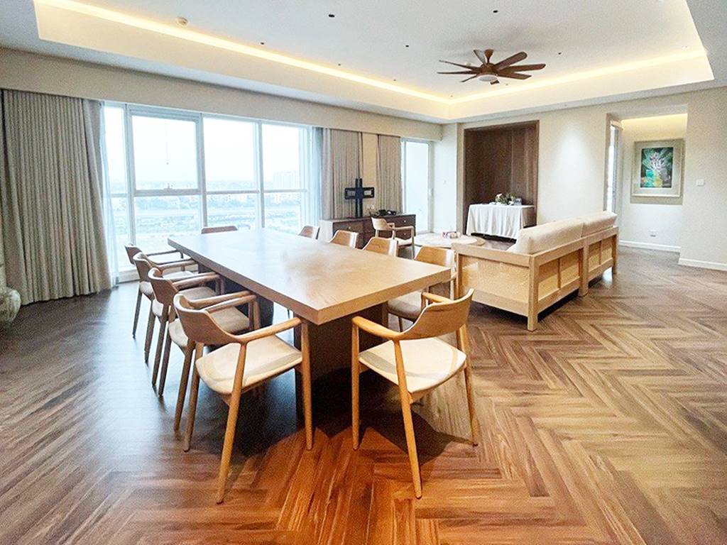Luxurious apartment in Ciputra Hanoi: Modern furnishings & Stunning views 4