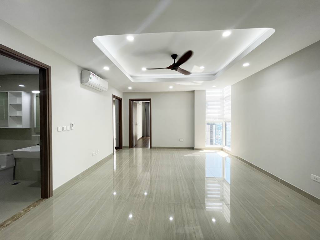 Brand new unfurnished 3BRs apartment to rent in L5 Ciputra