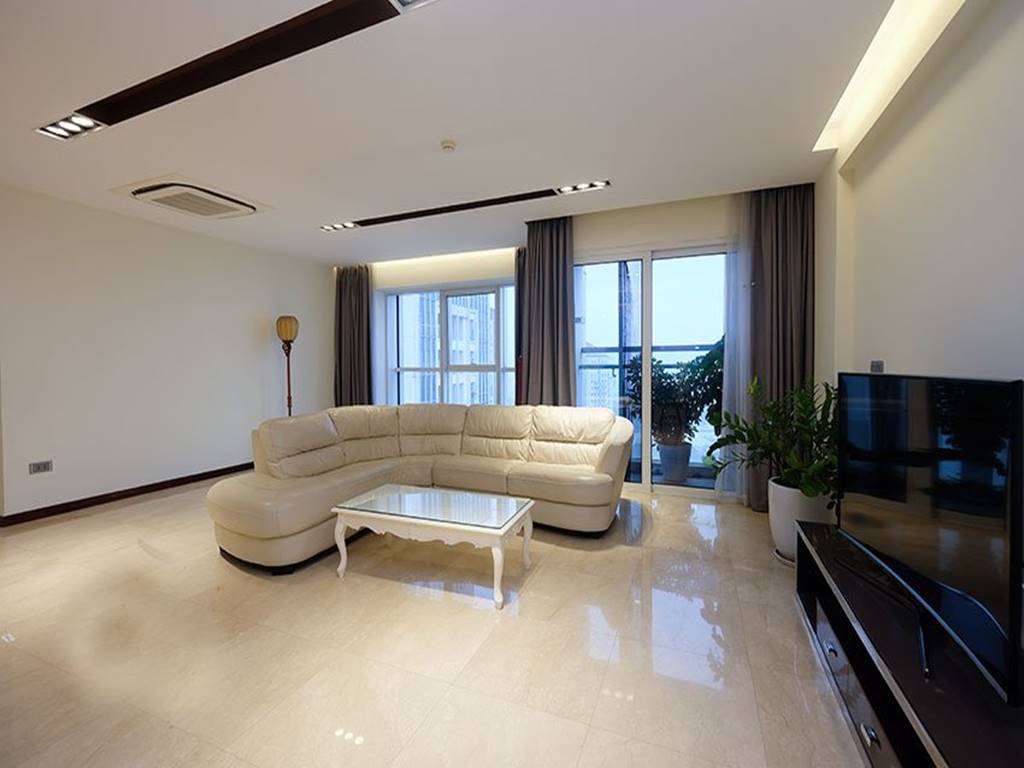 Latest 4 - bedroom apartment in The Link L1 L2 Ciputra for rent