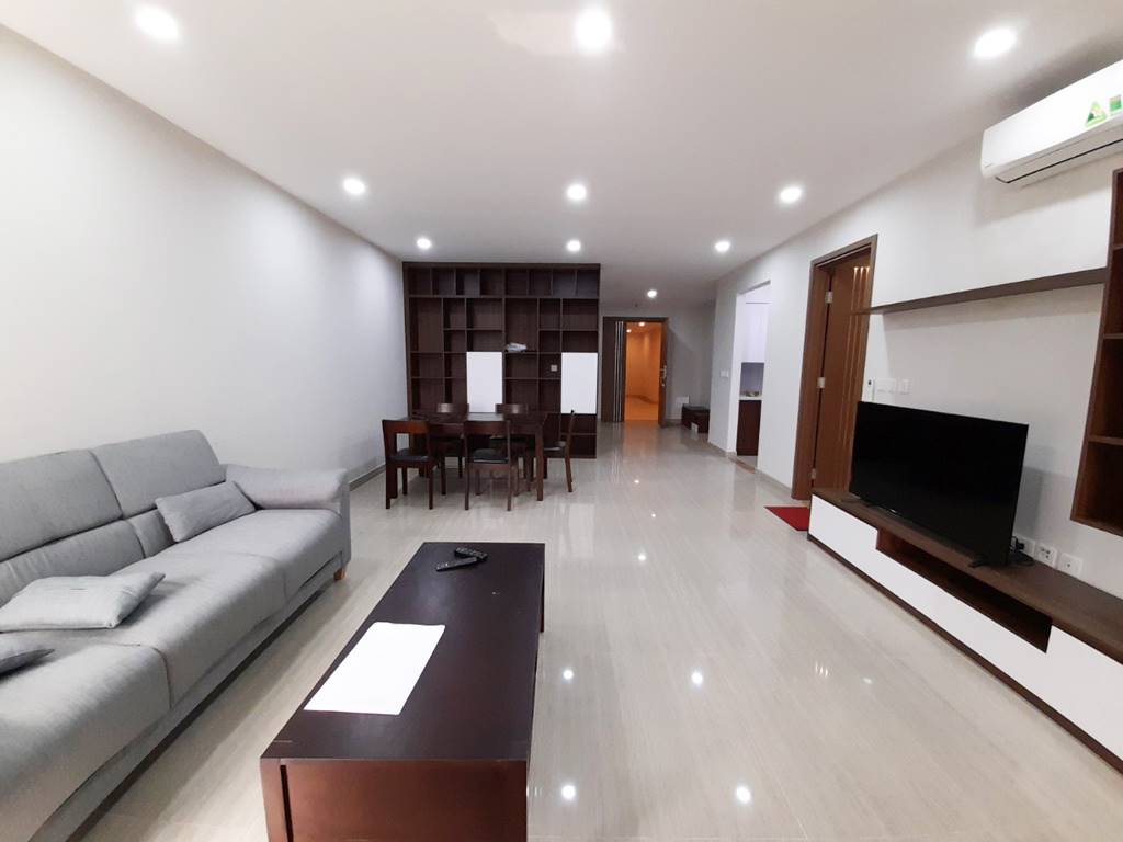 Pretty 114SQM / 3BDs apartment in L5 Ciputra for rent 2